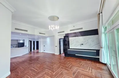 Apartment - 3 Bedrooms - 4 Bathrooms for sale in Al Shahla - Shoreline Apartments - Palm Jumeirah - Dubai