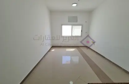 Apartment - Studio - 1 Bathroom for rent in Naif Road - Naif - Deira - Dubai