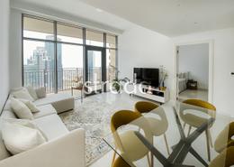 صورةغرفة المعيشة / غرفة الطعام لـ: شقة - 1 غرفة نوم - 2 حمامات للبيع في بوليفارد كريسنت 1 - بوليفارد كريسنت - دبي وسط المدينة - دبي, صورة 1