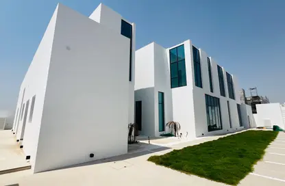 Villa - 5 Bedrooms - 6 Bathrooms for rent in Dubai Silicon Oasis - Dubai