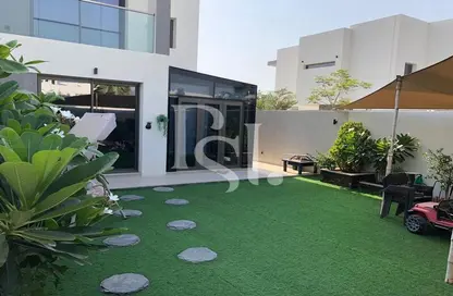 Townhouse - 2 Bedrooms - 4 Bathrooms for rent in The Cedars - Yas Acres - Yas Island - Abu Dhabi