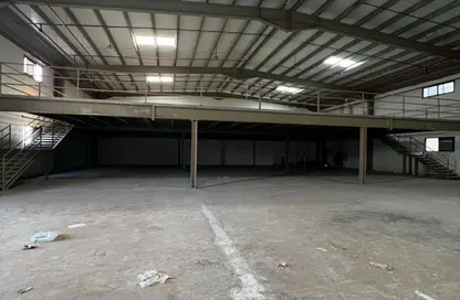 مستودع - استوديو - 2 حمامات للايجار في أم الثعوب - أم القيوين