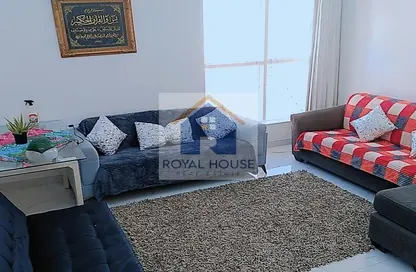 شقة - غرفة نوم - 1 حمام للايجار في بناء النباعة - النبعة - الشرق - الشارقة
