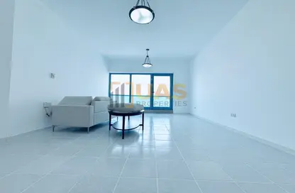 Apartment - 3 Bedrooms - 3 Bathrooms for rent in Zabeel Tower - Sheikh Zayed Road - Dubai