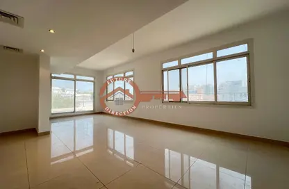 Penthouse - 2 Bedrooms - 2 Bathrooms for rent in Al Wahda Street - Al Wahda - Abu Dhabi