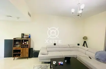 Apartment - 1 Bedroom - 2 Bathrooms for sale in May Residence - Jumeirah Village Circle - Dubai