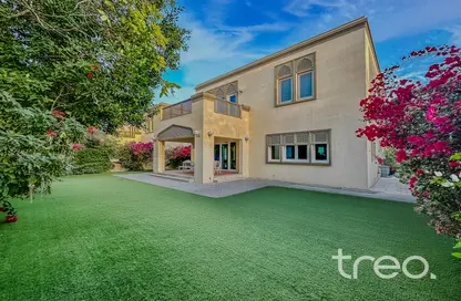 Villa - 3 Bedrooms - 4 Bathrooms for sale in Regional - Jumeirah Park - Dubai