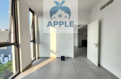 شقة - غرفة نوم - 1 حمام للايجار في ذا لينك - إيست فييليدج - الجادة - الشارقة