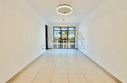 Apartment - 1 Bedroom - 2 Bathrooms for rent in Al Habbai 4 Building - Al Satwa - Dubai