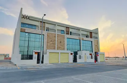 Villa - 5 Bedrooms - 7 Bathrooms for rent in Mohamed Bin Zayed Centre - Mohamed Bin Zayed City - Abu Dhabi