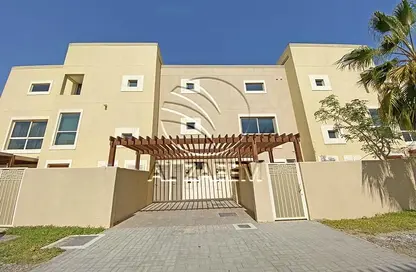 تاون هاوس - 3 غرف نوم - 4 حمامات للايجار في مجتمع المارية - حدائق الراحة - أبوظبي