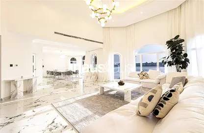 Villa - 5 Bedrooms - 6 Bathrooms for rent in Garden Homes Frond C - Garden Homes - Palm Jumeirah - Dubai