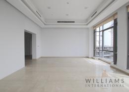صورةغرفة فارغة لـ: شقة - 3 غرف نوم - 5 حمامات للبيع في البرج الجنوبي 2 - الجناح الجنوبي - دبي وسط المدينة - دبي, صورة 1