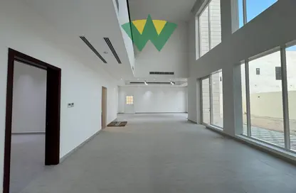 Villa - 6 Bedrooms - 7 Bathrooms for rent in Madinat Al Riyad - Abu Dhabi