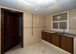 Apartment - 2 bedrooms - 3 bathrooms for rent in Qasimia 13 building - Al Nad - Al Qasemiya - Sharjah