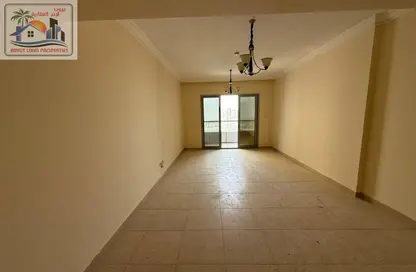 Apartment - 1 Bedroom - 2 Bathrooms for rent in New Al Taawun Road - Al Taawun - Sharjah