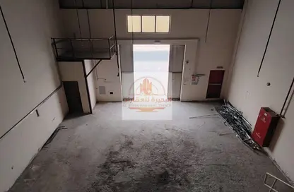 Warehouse - Studio - 1 Bathroom for rent in Al Sajaa Industrial - Al Sajaa - Sharjah