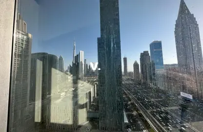 Apartment - 3 Bedrooms - 3 Bathrooms for rent in 21st Century Tower - Sheikh Zayed Road - Dubai