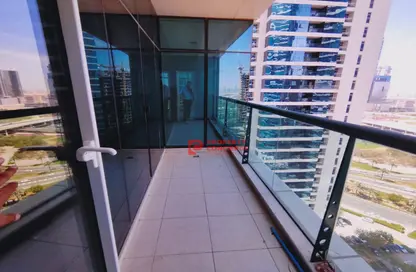 شقة - 2 غرف نوم - 2 حمامات للايجار في برج السيف 2 - (JLT) مجمع U - أبراج بحيرة الجميرا - دبي