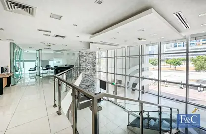 Retail - Studio - 2 Bathrooms for rent in Oxford Tower - Business Bay - Dubai