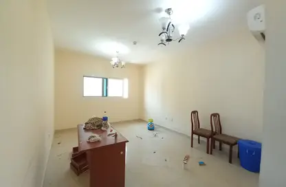 شقة - غرفة نوم - 1 حمام للايجار في بناية مويليح 29 - مويلح - الشارقة