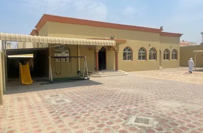 فيلا - 3 غرف نوم - 5 حمامات للايجار في الظيت الجنوبي - الظيت - رأس الخيمة فيلا - 3 غرف نوم - 5 حمامات للايجار في الظيت الجنوبي - الظيت - رأس الخيمة