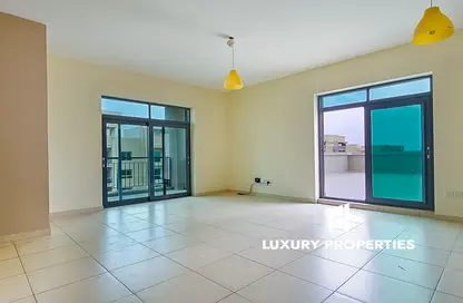 شقة - 2 غرف نوم - 2 حمامات للايجار في B برج ترافو - ترافو - ذا فيوز - دبي