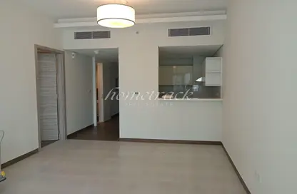 Apartment - 1 Bedroom - 2 Bathrooms for rent in SOL Bay - Business Bay - Dubai