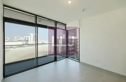 Empty Room image for: Apartment - 1 Bedroom - 2 Bathrooms for sale in Soho Square - Saadiyat Island - Abu Dhabi, Image 1