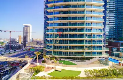 Outdoor Building image for: Apartment - 2 Bedrooms - 3 Bathrooms for sale in Cayan Tower - Dubai Marina - Dubai, Image 1