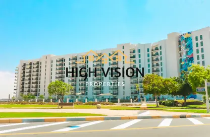 Apartment - 1 Bedroom - 2 Bathrooms for sale in Waters Edge - Yas Island - Abu Dhabi