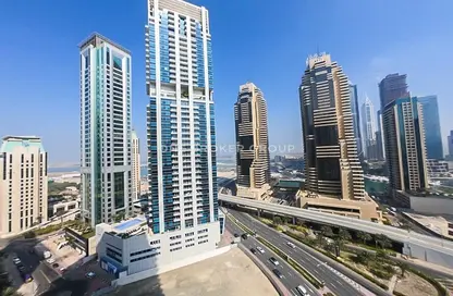 Apartment - 3 Bedrooms - 2 Bathrooms for rent in Skyview Tower - Dubai Marina - Dubai