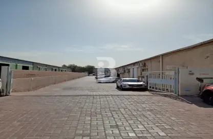 Warehouse - Studio for rent in Al Quoz 3 - Al Quoz - Dubai