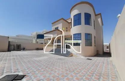Villa - 5 Bedrooms - 6 Bathrooms for rent in Al Shamkha - Abu Dhabi