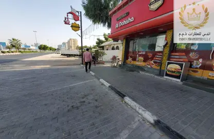 عمارة بالكامل - 8 غرف نوم - 4 حمامات للبيع في الراشدية 3 - الراشدية - عجمان