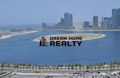 Apartment - 2 Bedrooms - 3 Bathrooms for rent in City Gate Tower - Al Taawun - Sharjah