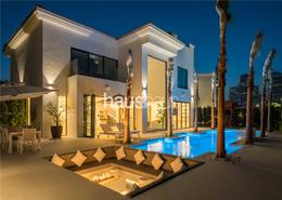 Villa - 5 bedrooms - 5 bathrooms for sale in Entertainment Foyer - European Clusters - Jumeirah Islands - Dubai