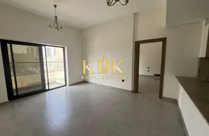 شقة - غرفة نوم - 2 حمامات للايجار في الوسيم ريزيدنسز - منطقة 11 - قرية الجميرا سركل - دبي