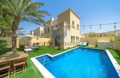 فيلا - 2 غرف نوم - 3 حمامات للايجار في الينابيع 8 - الينابيع - دبي