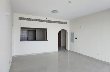 شقة - 2 غرف نوم - 3 حمامات للايجار في برج الجولف - مدينة دبي الرياضية - دبي
