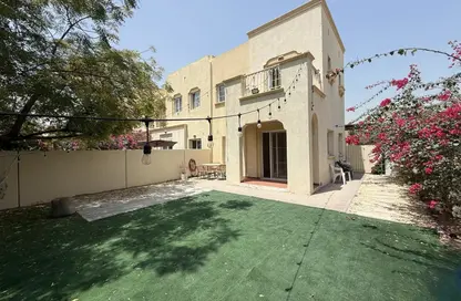 Villa - 2 Bedrooms - 3 Bathrooms for rent in Springs 8 - The Springs - Dubai