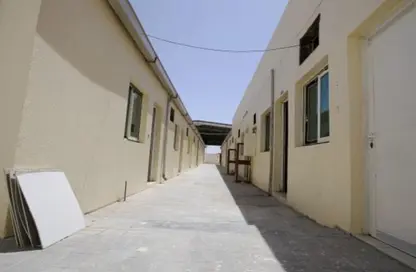 مستودع - استوديو - 8 حمامات للايجار في الجرف الصناعية 3 - الجرف الصناعية - عجمان