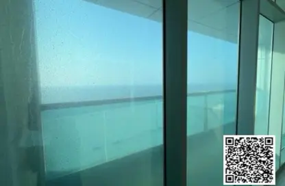 شقة - 2 غرف نوم - 2 حمامات للبيع في مساكن كورنيش عجمان - طريق كورنيش عجمان - عجمان