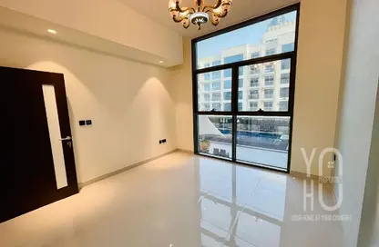 صورة لـ غرفة فارغة شقة - غرفة نوم - 2 حمامات للايجار في إيلز من دانوب - ارجان - دبي ، صورة رقم 1