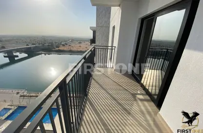 Apartment - 3 Bedrooms - 4 Bathrooms for sale in Waters Edge - Yas Island - Abu Dhabi