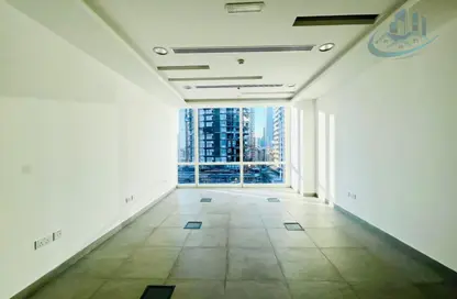 مكتب - استوديو للايجار في برج تماني - الخليج التجاري - دبي