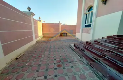 فيلا - 4 غرف نوم - 3 حمامات للايجار في مركز محمد بن زايد - مدينة محمد بن زايد - أبوظبي