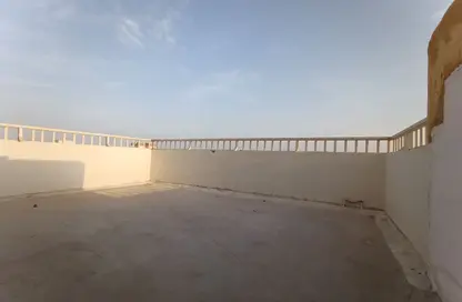 Apartment - Studio - 1 Bathroom for rent in Mohamed Bin Zayed Centre - Mohamed Bin Zayed City - Abu Dhabi