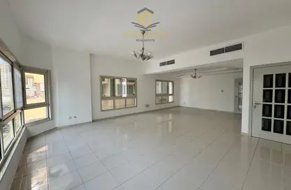 Apartment - 2 Bedrooms - 3 Bathrooms for rent in Dar Al Majaz - Jamal Abdul Nasser Street - Al Majaz - Sharjah