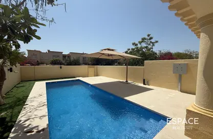 تاون هاوس - 2 غرف نوم - 2 حمامات للايجار في الينابيع 4 - الينابيع - دبي